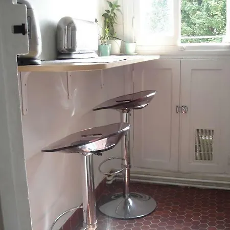 Apartment 10 Minutes From Paris *