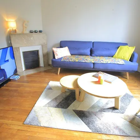 10 Minutes From Paris Apartment *